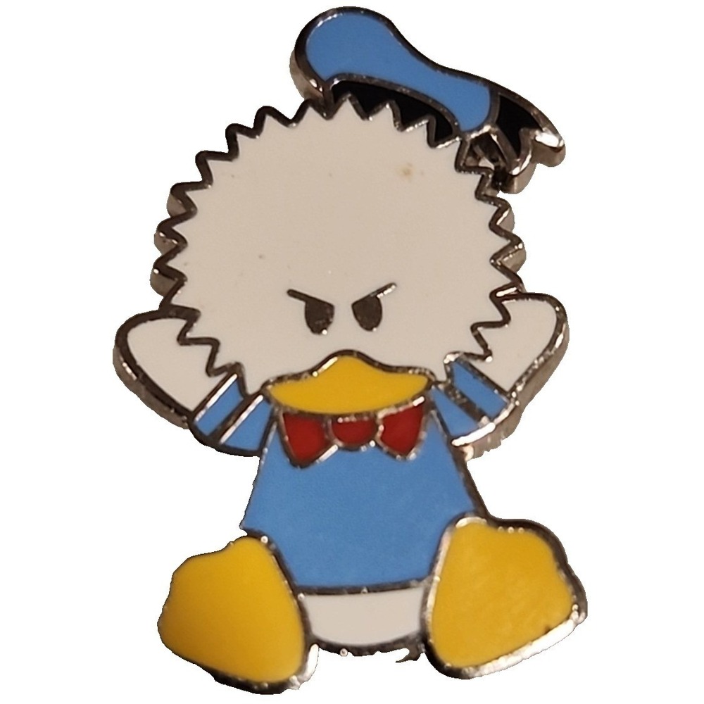 Disney Pin Donald Duck Angry Grumpy Character Sailor Suit Blue Enamel WDW DLR 1"